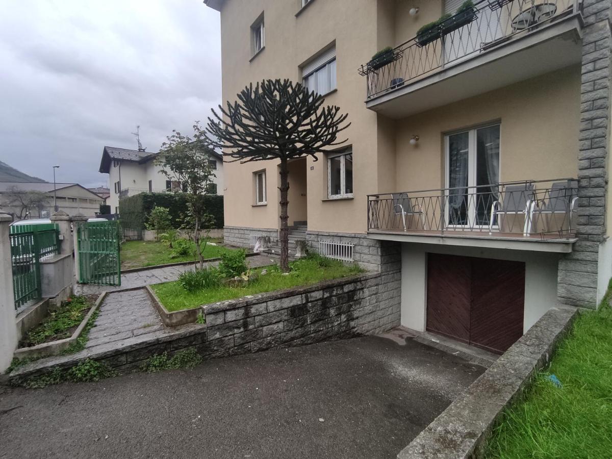 Tirano Express Luxury Apartments Екстериор снимка